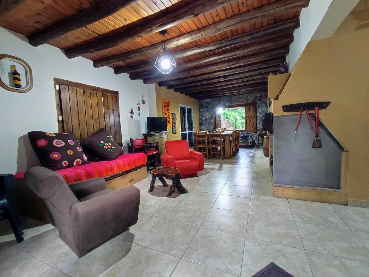 Tunuyán Casa De Campo De Piedra מראה חיצוני תמונה